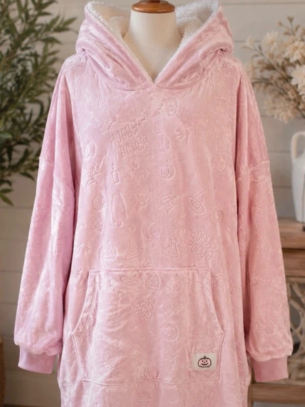Plush Hooded Wearable Blanket - Pink